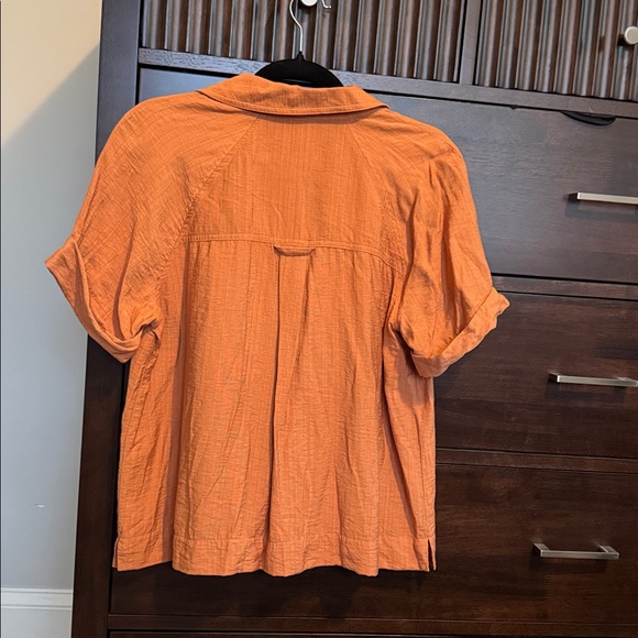 CAbi LaQuinta top in Size Medium - Picture 5 of 6